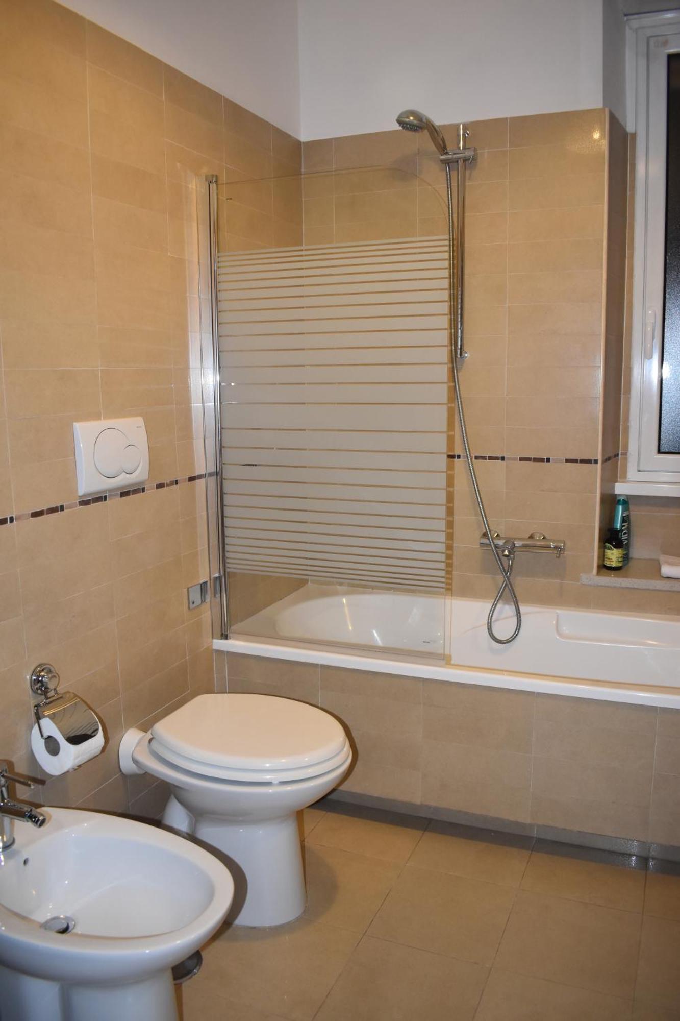 Tia Tourist Apartment רומא מראה חיצוני תמונה